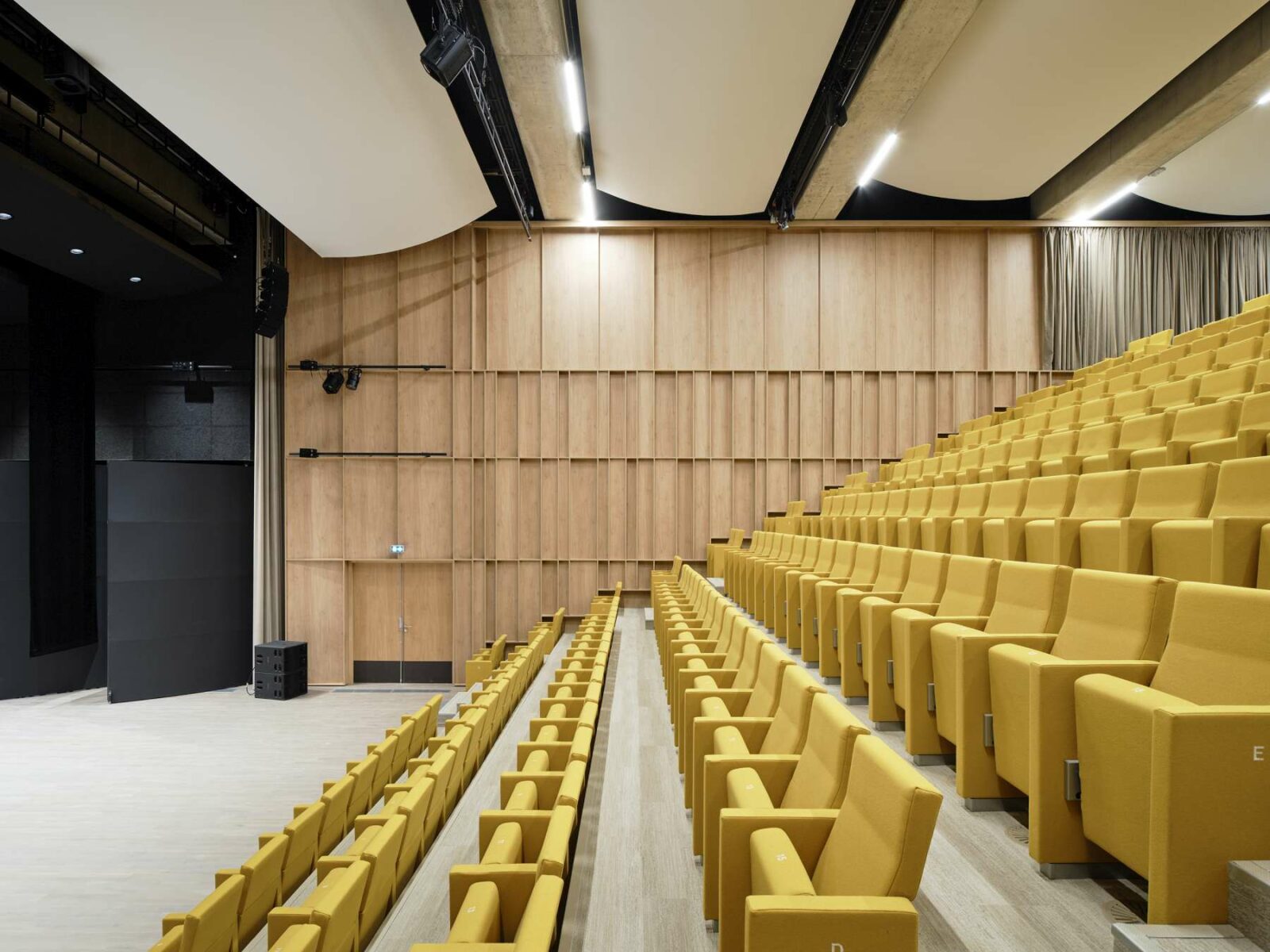 Conservatoire Jacques Higelin et piscine Alice Milliat